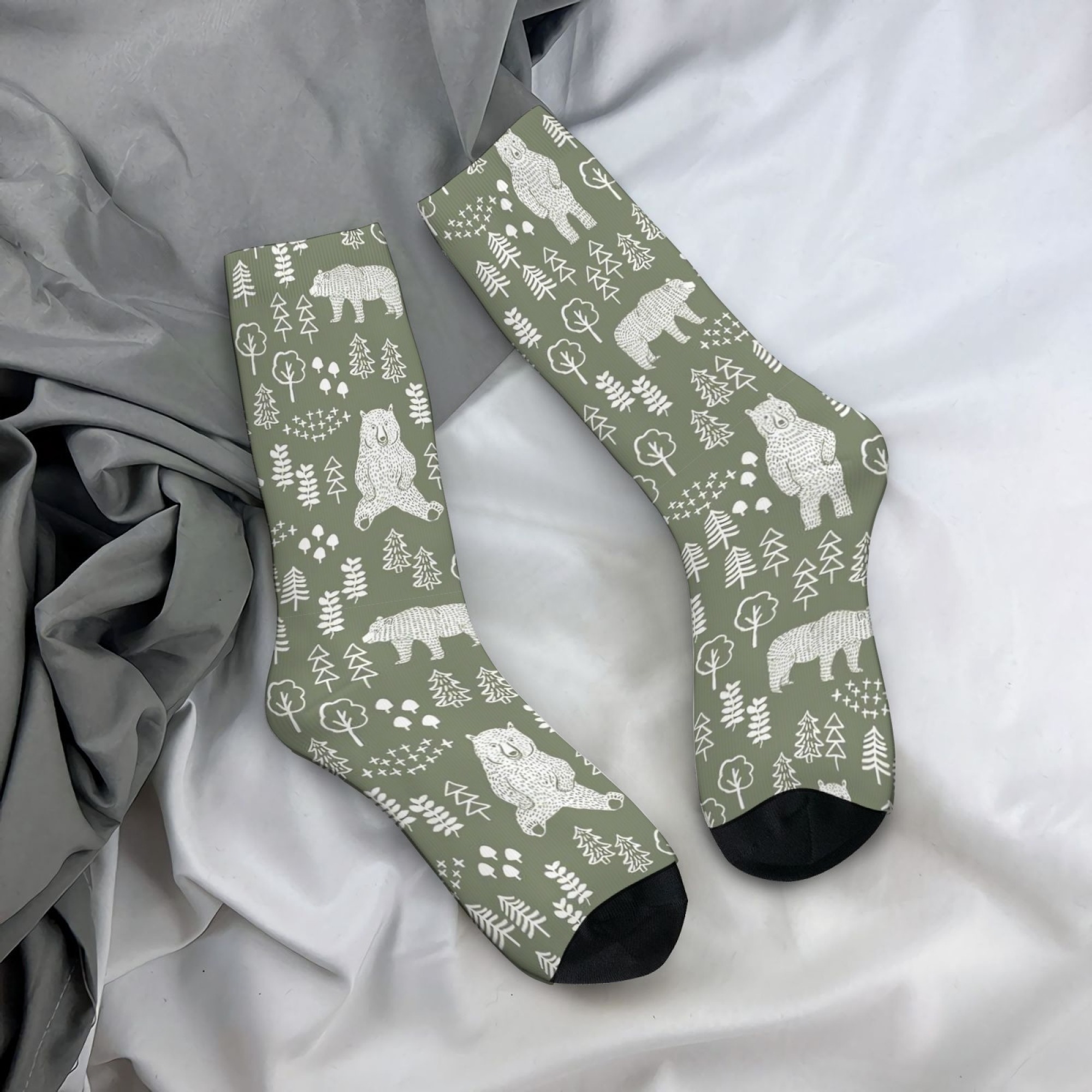 Outdoor Adventure Youtube - Cute Warm Comforting Socks Forest Bear