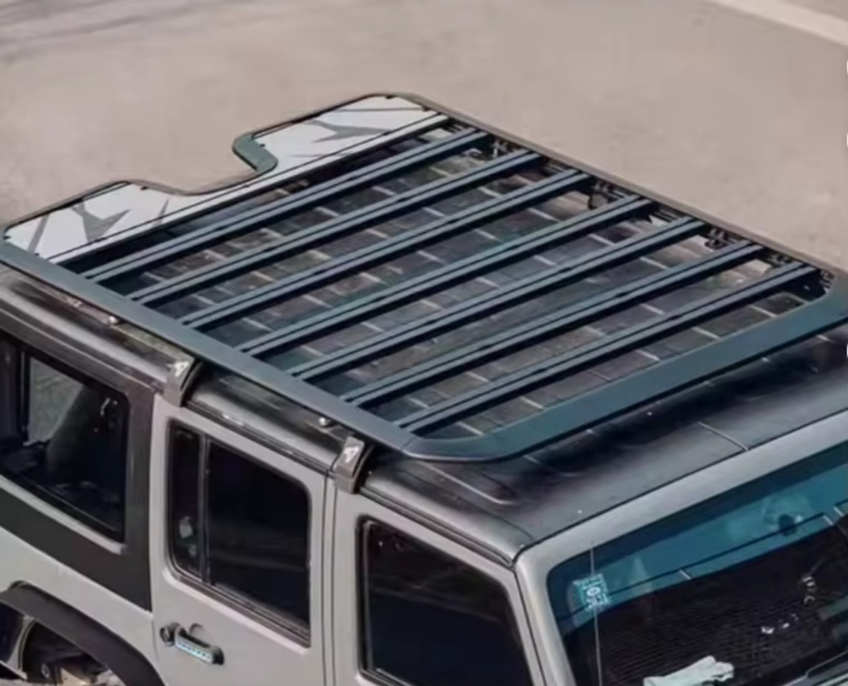 Tank 300 Tent Roof Rack: Eleva - Outdoor Adventure Experiences 评论和价格