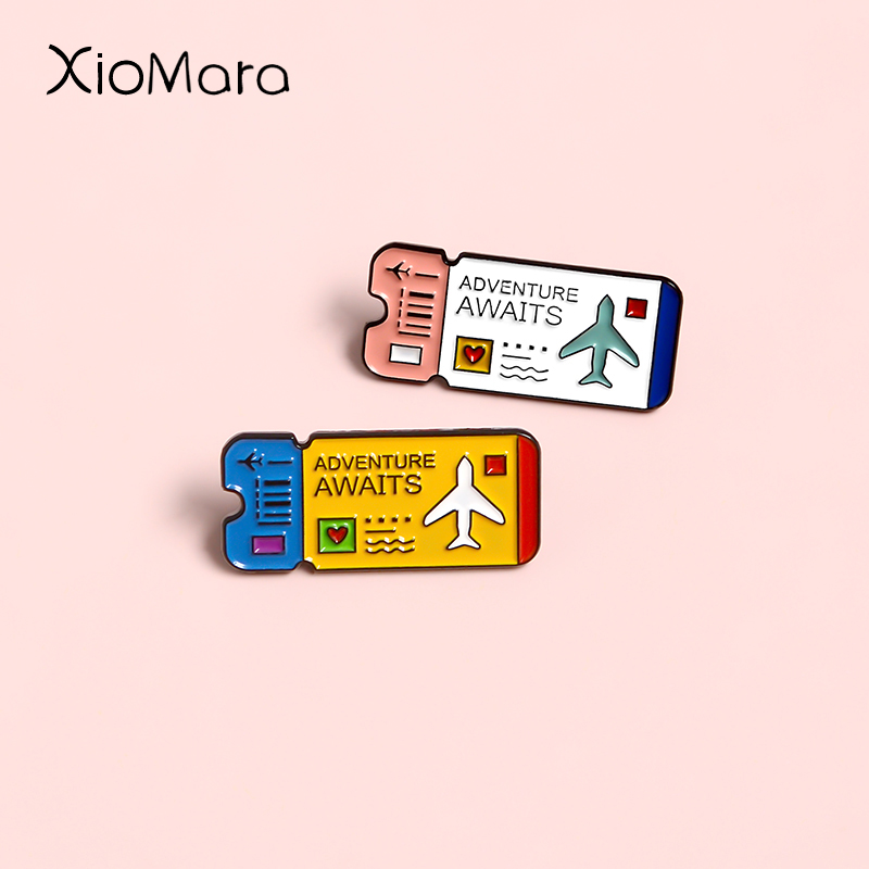 Adventure Awaits Enamel Pin Ai - Outdoor Adventure Friends 评论和价格