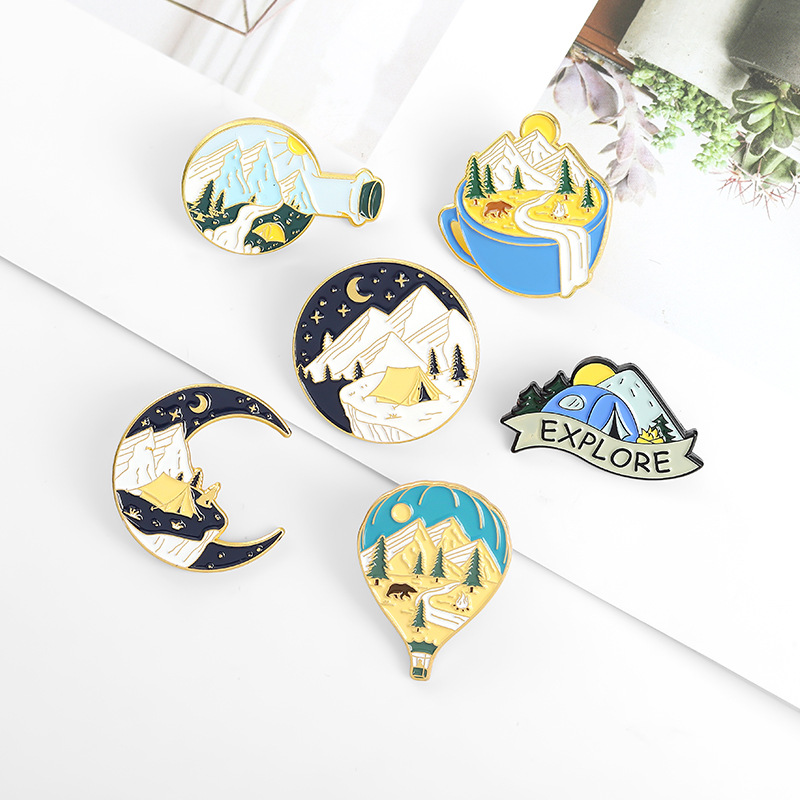 Camping Adventure Enamel Pins  - Outdoor Adventure Friends 评论和价格