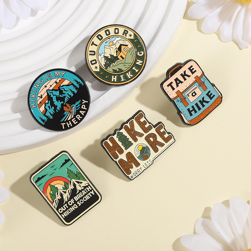 Outdoor adventure style badges - Outdoor Adventure Friends 评论和价格