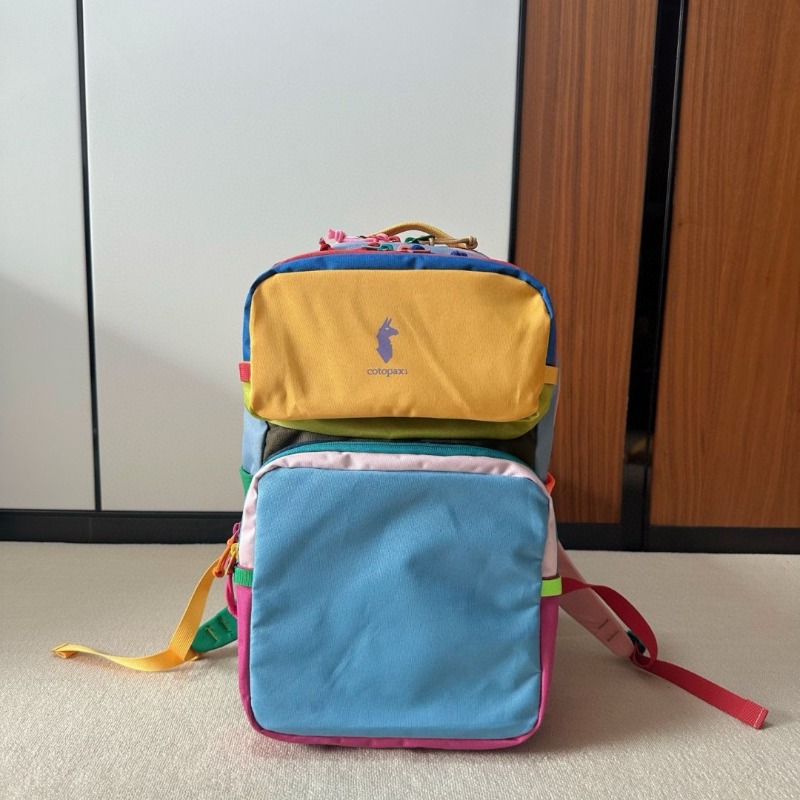 Dopamine Color Block Backpack  - Outdoor Adventure Trips 评论和价格